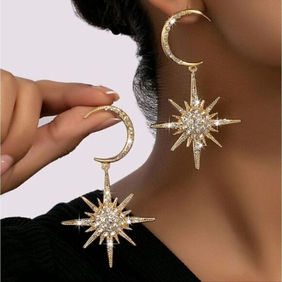 Boho Gold Sun & Moon Dangle Earrings - Picture 1 of 5